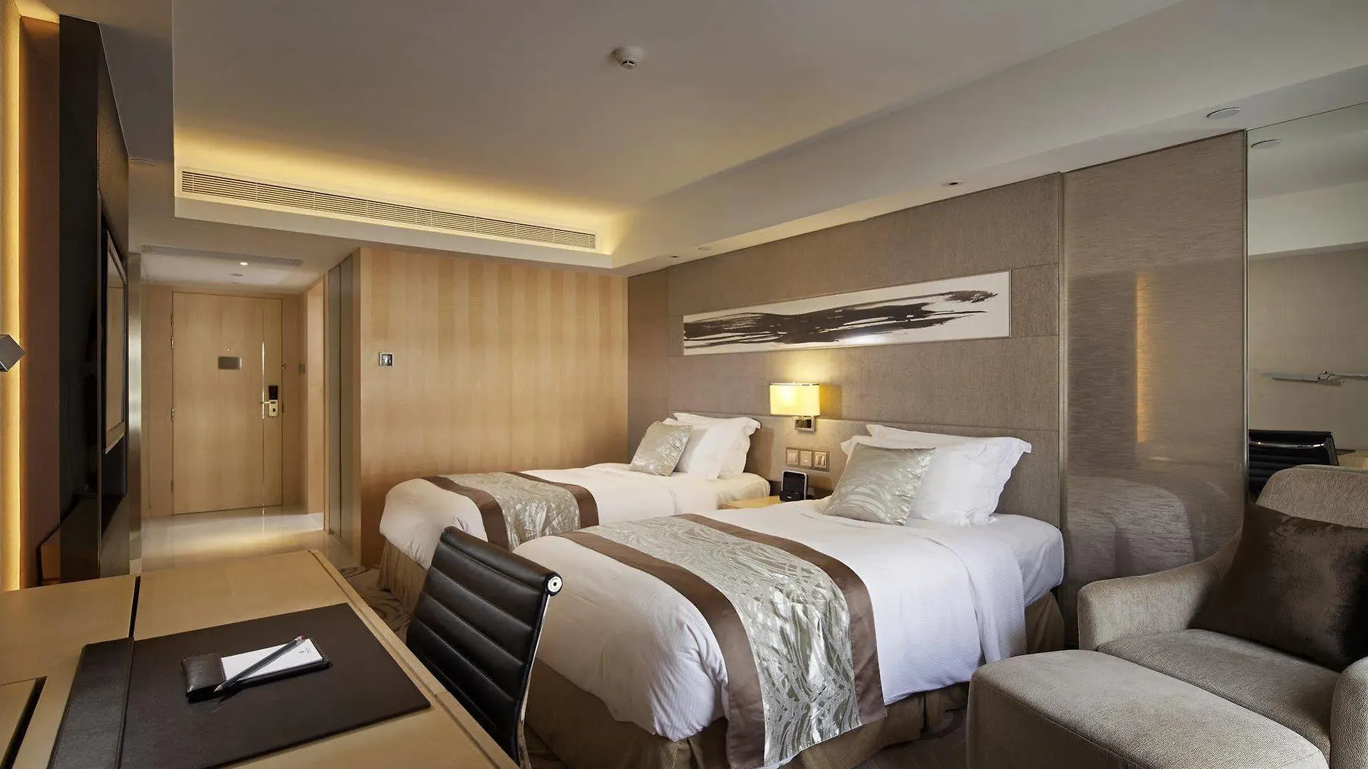 *****  The Royal Garden Hotel Hong Kong China