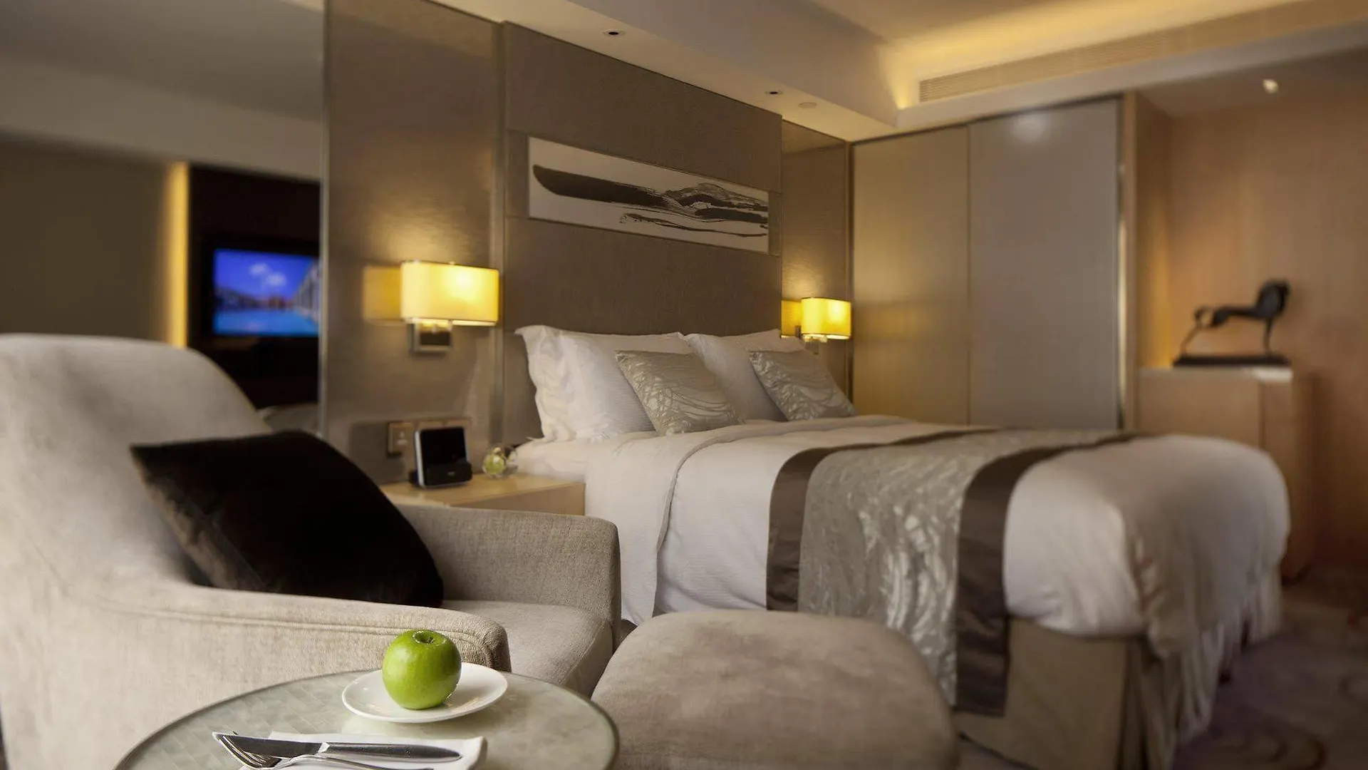 The Royal Garden Hotel Hong Kong